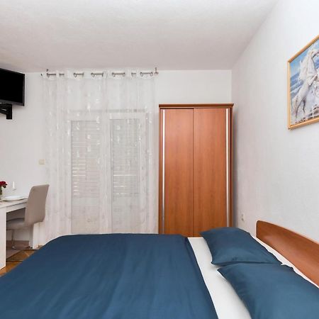Skiljini Dvori - Studio-Apartman 1 Макарска Экстерьер фото
